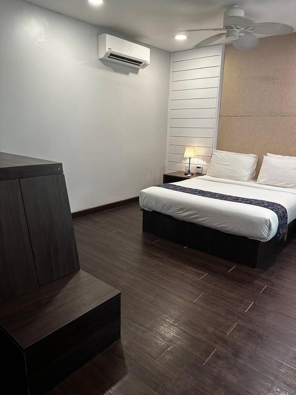 Pir - Resort Perhentian Island Kampong Pasir Hantu Exterior photo