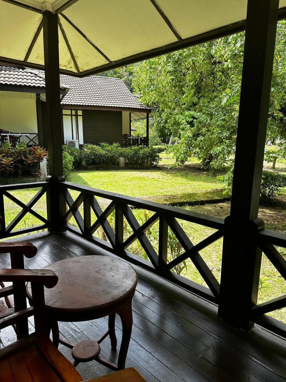 Pir - Resort Perhentian Island Kampong Pasir Hantu Exterior photo