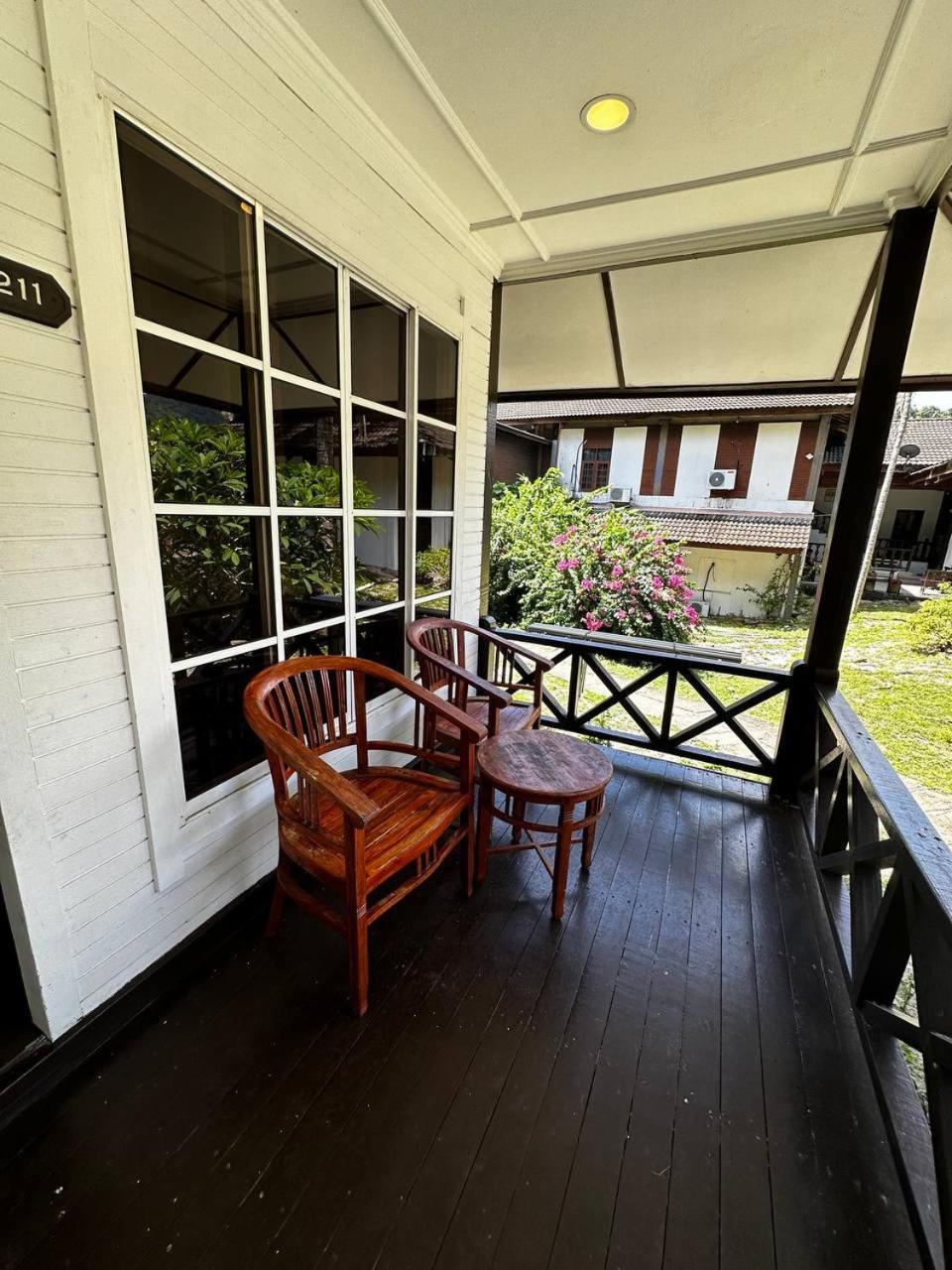 Pir - Resort Perhentian Island Kampong Pasir Hantu Exterior photo