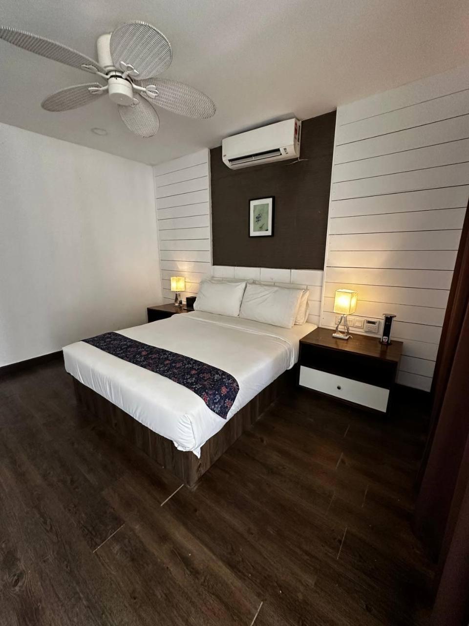 Pir - Resort Perhentian Island Kampong Pasir Hantu Exterior photo