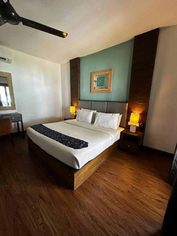 Pir - Resort Perhentian Island Kampong Pasir Hantu Exterior photo