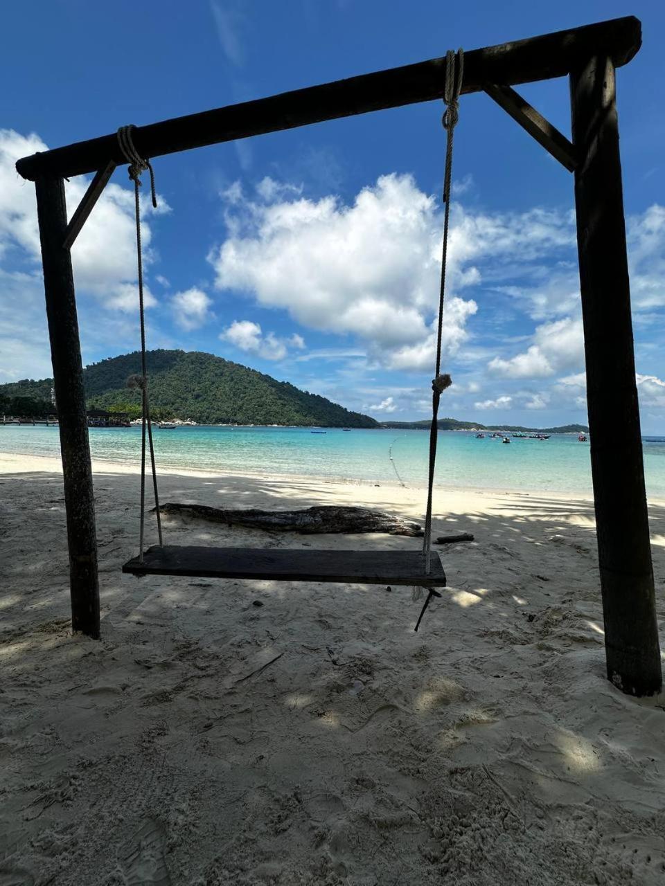 Pir - Resort Perhentian Island Kampong Pasir Hantu Exterior photo